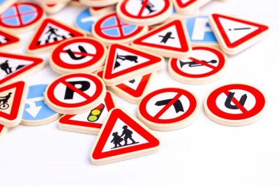 Trafik İşaretleri ve Anlamları Nelerdir?