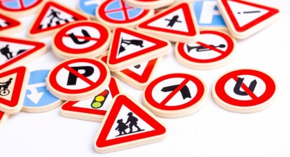Trafik İşaretleri ve Anlamları Nelerdir?
